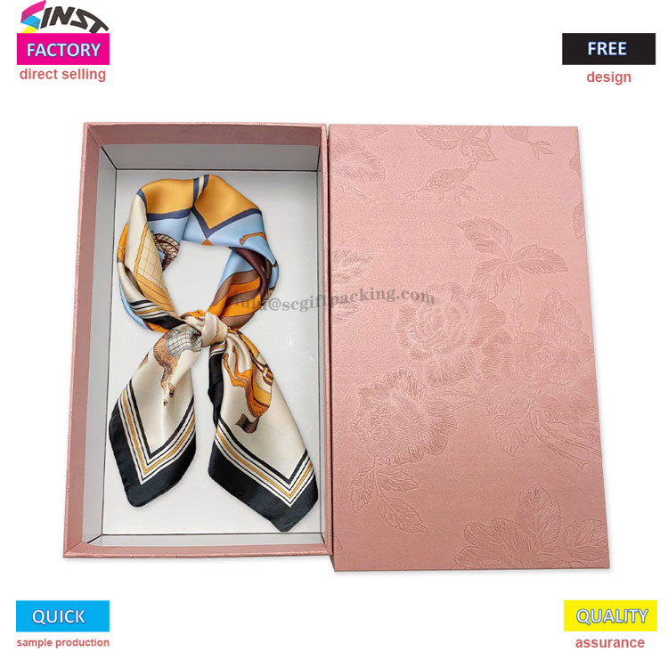 Clúdach Sky Pink Bosca Bronntanais Scarf Scarf: Ag cur searmanas leis an gcroí