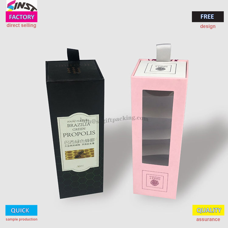 ​An dtugann an dá bhosca bronntanais ola riachtanach seo deis do chustaiméirí a rá ‘go mothaíonn oscailt dóibh bronntanas nádúrtha’?